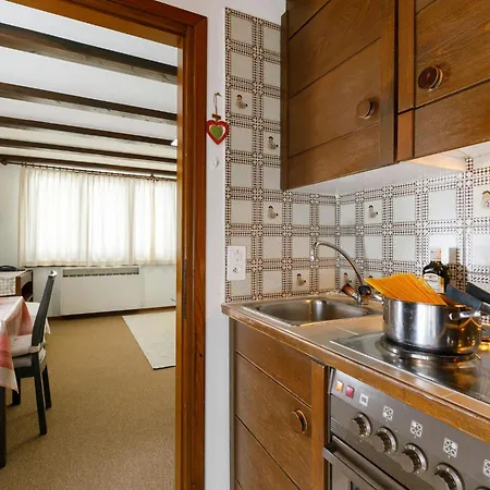 아파트 Residenza Chesa Margun 13-5 By Interhome